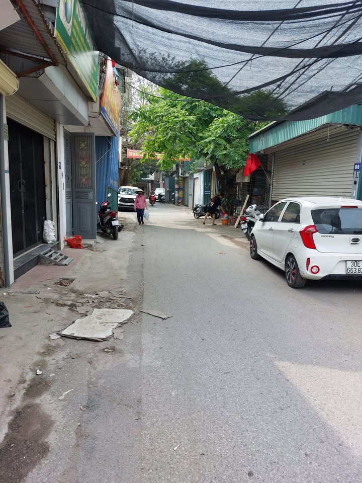 Bán gấp FrontHouse 42m² mặt đường Khương Hạ - Kinh doanh sinh lời ngay!