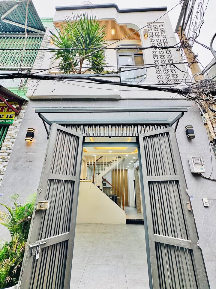 Nhà đẹp Nguyễn Văn Khối, Gò Vấp, 40m² giá 4.65 tỷ - Sẵn sàng vào ở!