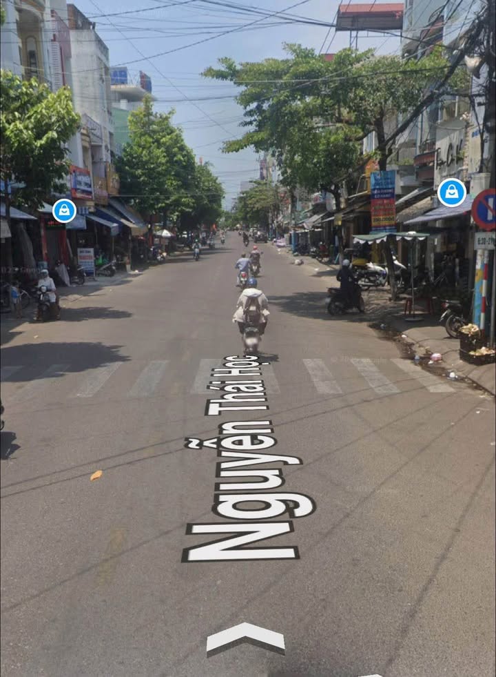 Nhà 3 tầng góc 2 mặt tiền đường Nguyễn Thái Học, 72m² giá 10 tỷ - Vị trí đắc địa trung tâm!