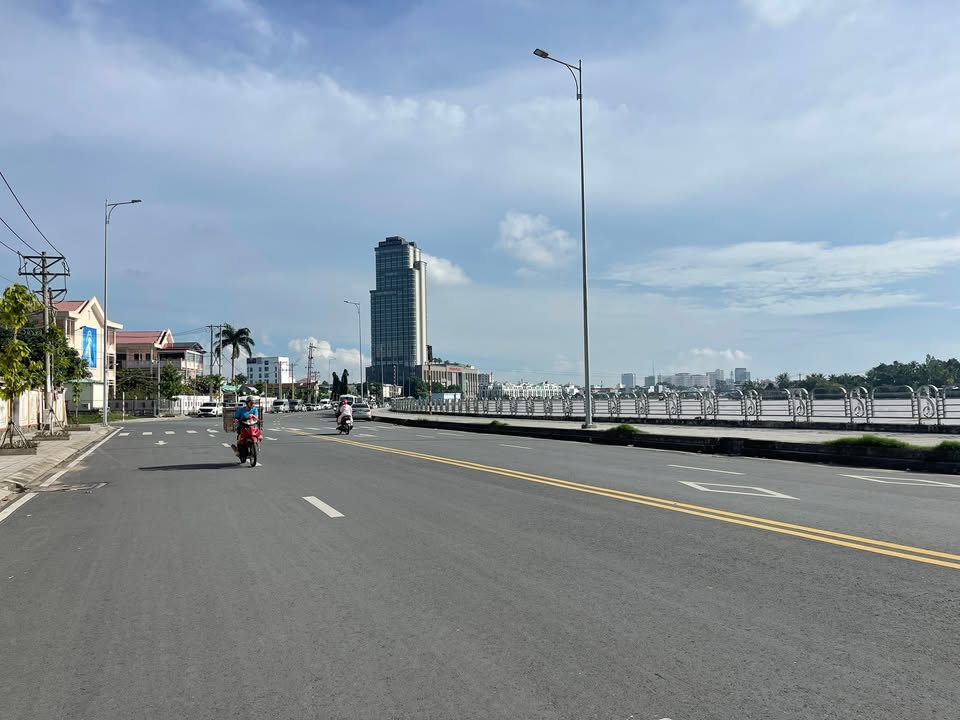 Nhà cấp 4 mặt tiền đường Tầm Vu, Hưng Lợi, Cần Thơ 151m² - Vị trí đắc địa gần chợ!