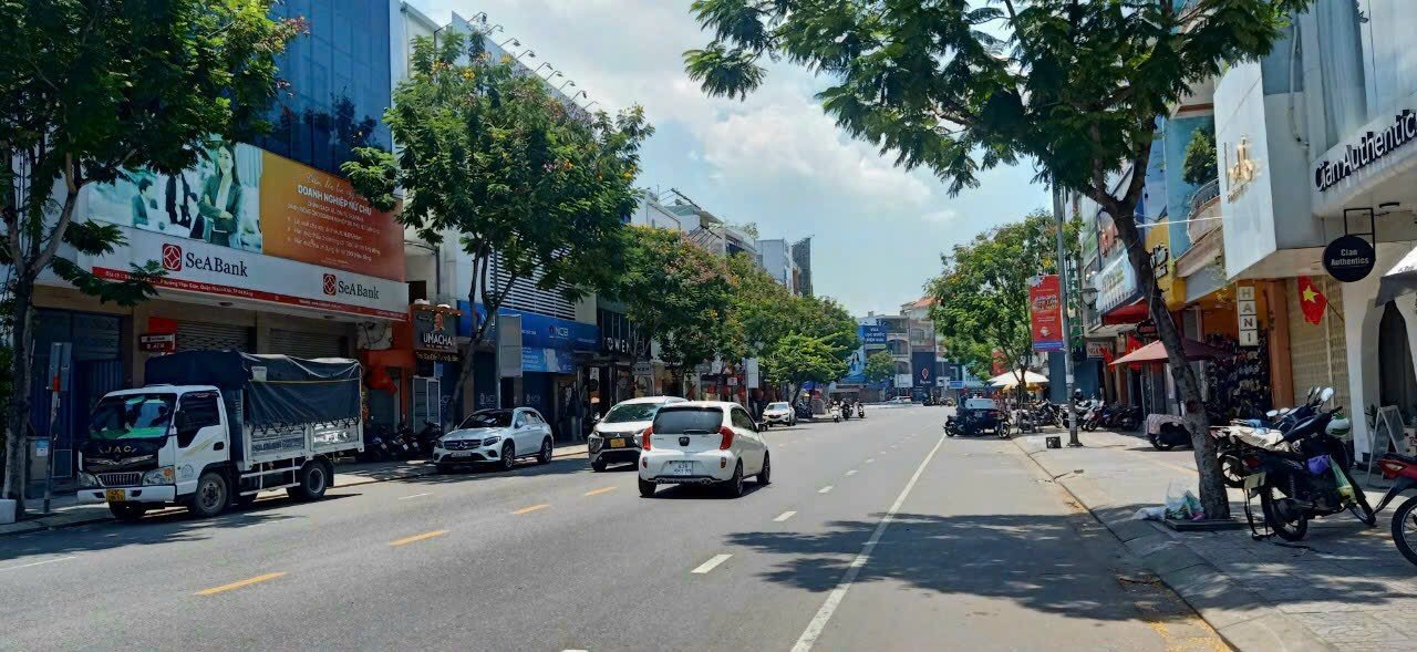 Đất lô góc 2 mặt tiền Hà Tông Quyền 161m² giá 11.7 tỷ - Tiềm năng kinh doanh lớn!