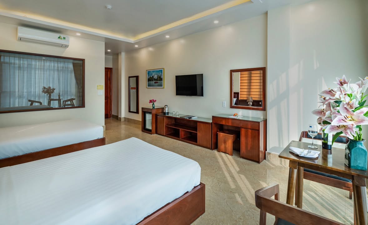 Khách sạn cho thuê mặt đường Tùng Dinh Cát Bà 16 phòng - Giá cả thương lượng hấp dẫn!