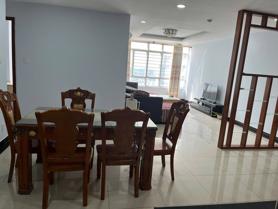 Căn hộ Giai Việt Quận 8 115m² giá 14 triệu - Nội thất đầy đủ, vào ở ngay!