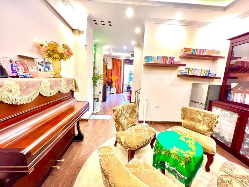 FrontHouse Hào Nam 39m² giá 8 tỷ - Kinh doanh tốt, tặng nội thất!