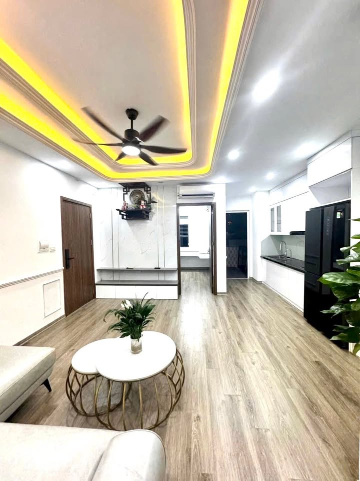 Căn hộ CT11 Kim Văn Kim Lũ 60m² giá thương lượng - Sổ đỏ chính chủ, nội thất đẹp!