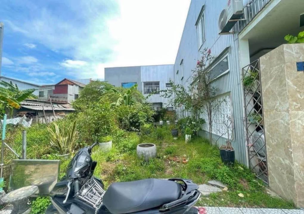 Đất kiệt ô tô 142 Nguyễn Lộ Trạch, Xuân Phú, TP Huế 70m² - Giá chỉ 1.9 tỷ!