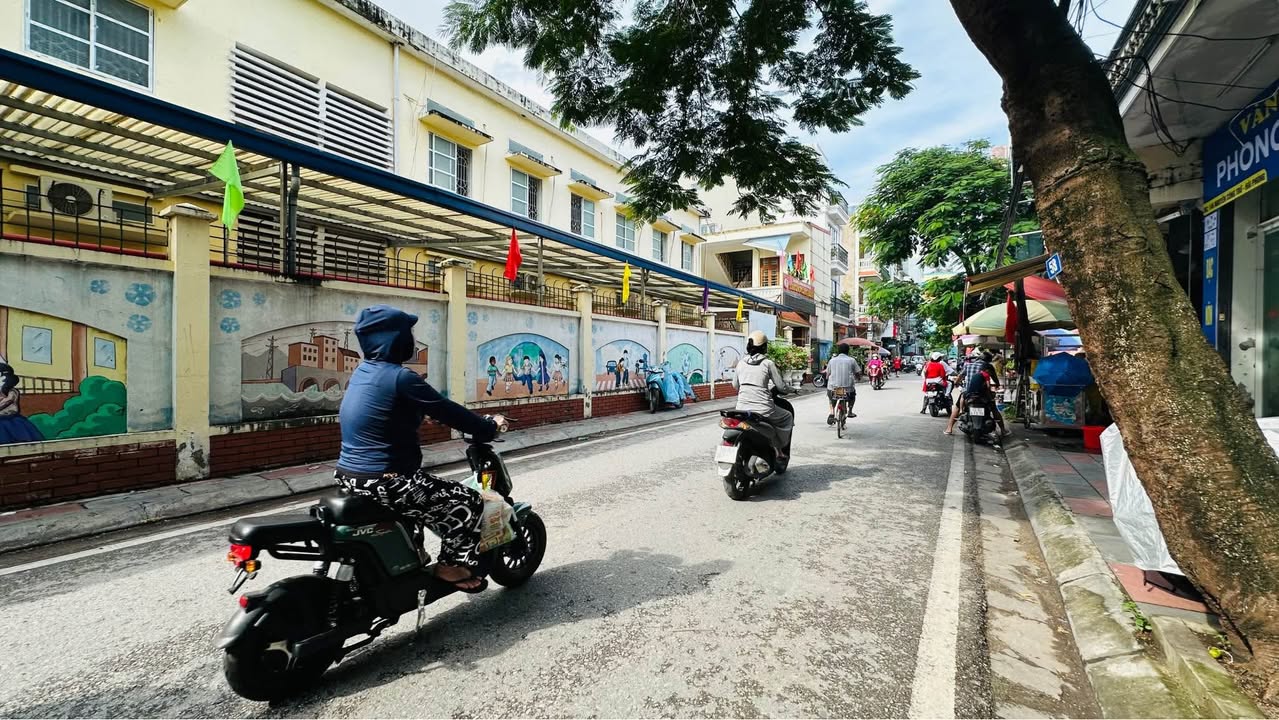 FrontHouse đường Nguyễn Công Trứ, Kiến An 176m² giá 18 tỷ - Điểm đẹp, diện tích cân đối!