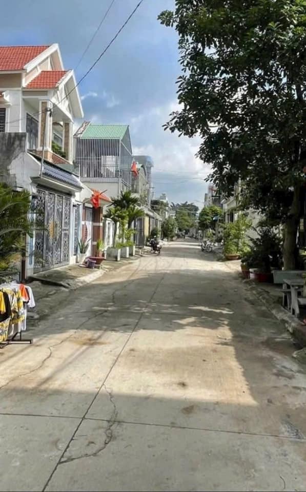 Nhà riêng 50m² tại Thuận An giá chỉ 2,45 tỷ - Sổ hồng riêng, chính chủ!