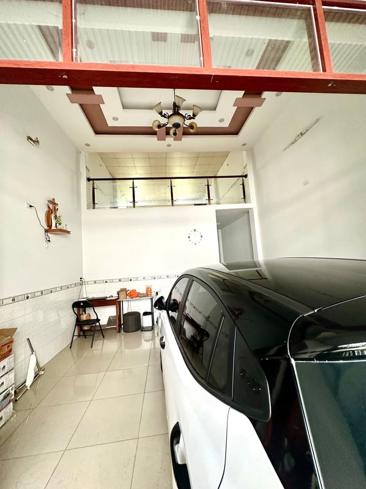 Nhà gác lửng Hố Nai 75m² giá 1.55 tỷ - Vị trí thuận tiện, dân cư đông đúc!