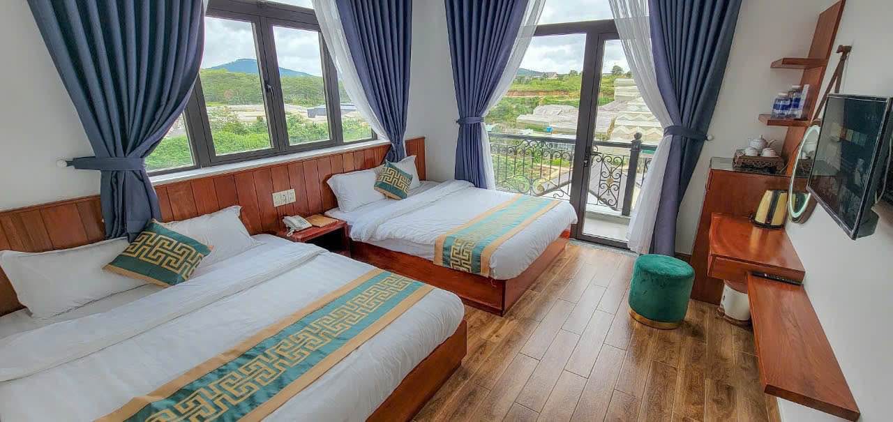 Khách sạn 5 tầng đường Hùng Vương, Đà Lạt 202m² giá 27 tỷ - Đầu tư sinh lời ngay!