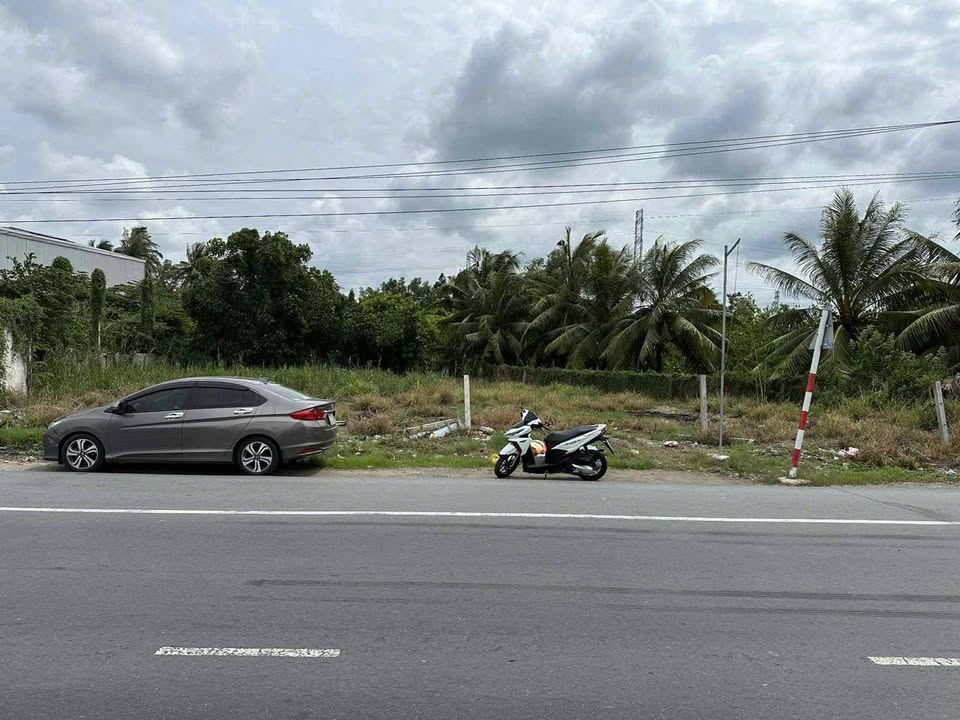 Bán đất mặt tiền QL1A xã Hoà Khánh 739m² chỉ 6.5 tỷ - Đầu tư sinh lời ngay!