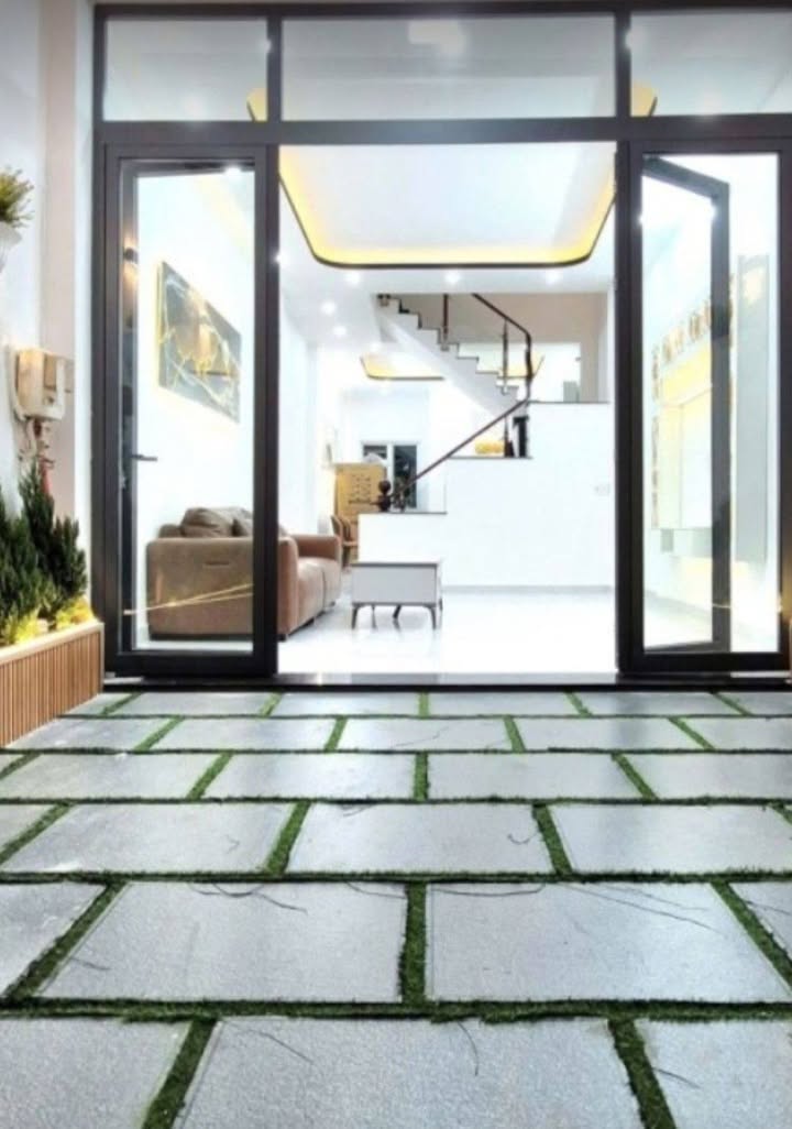 Nhà 3 tầng hẻm xe hơi Phú Thuận, Quận 7, 60.5m² giá chỉ 7 tỷ - Đầu tư sinh lời!