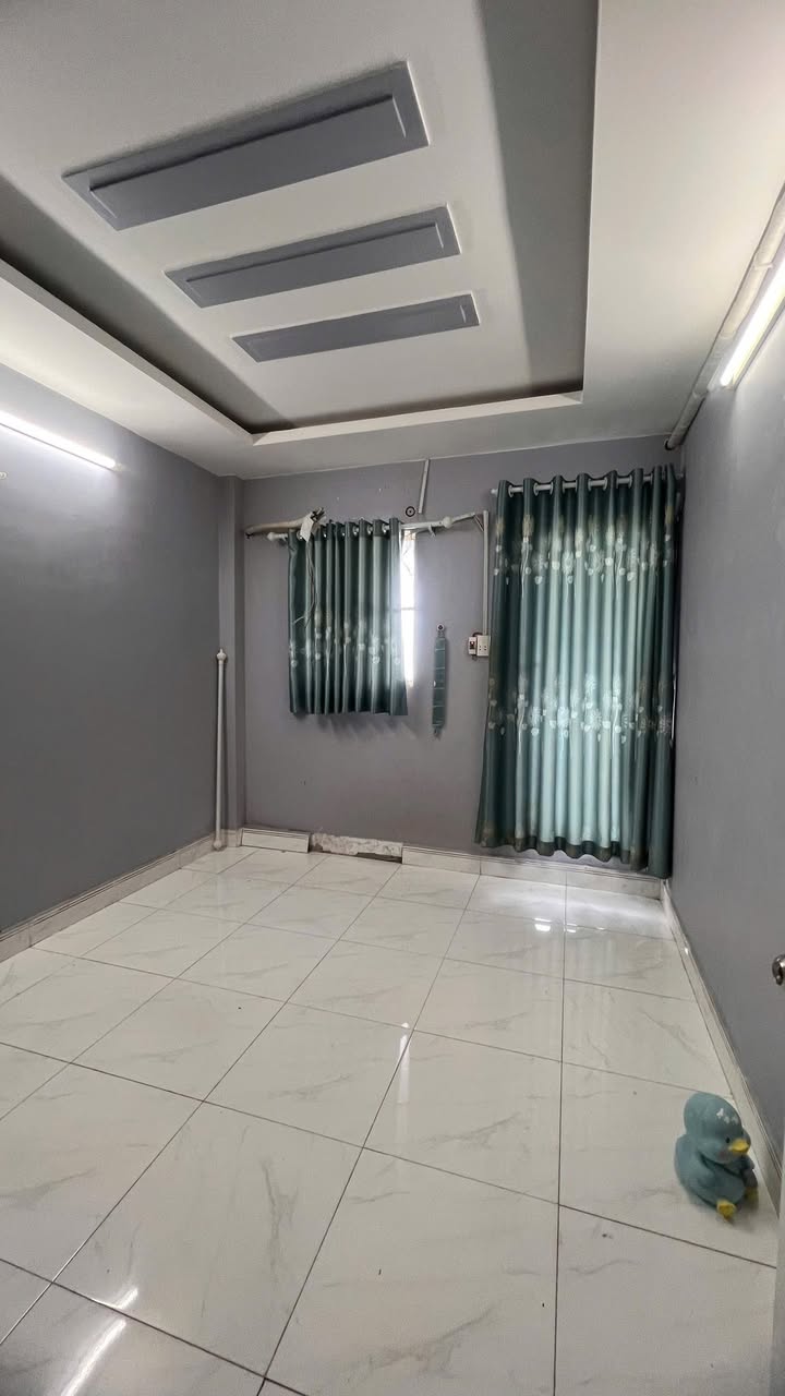 Nhà cho thuê nguyên căn đường Phạm Hữu Lầu, Quận 7, 27m² giá chỉ 5 triệu/tháng - Đừng bỏ lỡ!