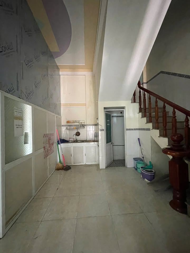 Phòng trệt cho thuê tại 24 Nguyễn Văn - Không gian tiện nghi, giá thỏa thuận!