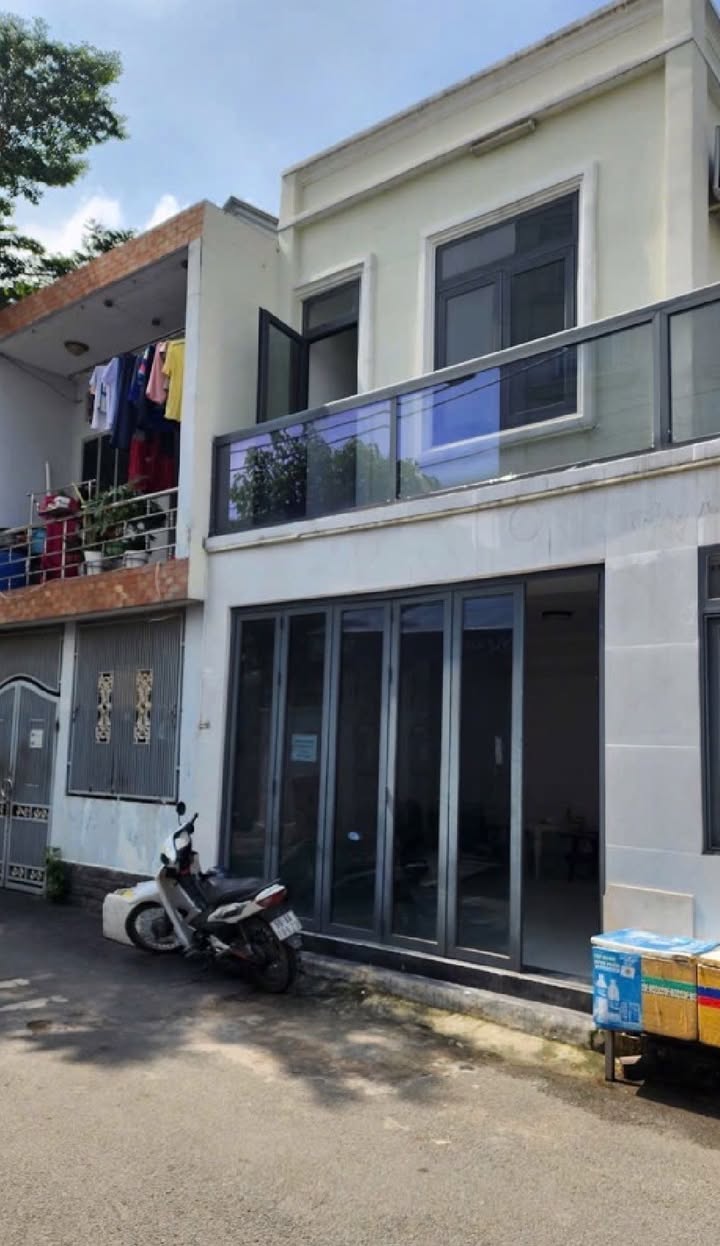 Nhà 2 Tầng Linh Chiểu 53m² giá 3 tỷ - Cần bán gấp, sổ đỏ chính chủ!