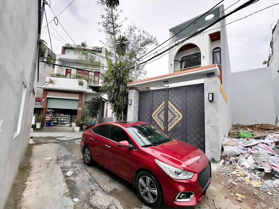 Nhà 1 trệt 1 lầu tại Tân Hiệp Biên Hòa 86m² giá 4.39 tỷ - Khu dân cư an ninh, tiện ích đầy đủ!