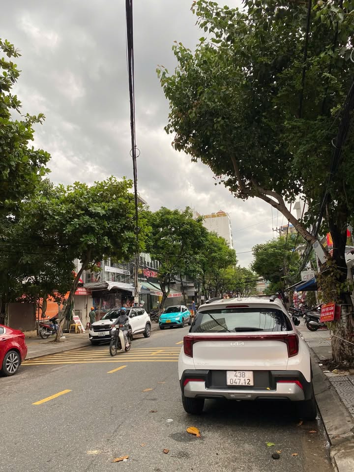 Nhà phố Lý Tự Trọng, Thanh Khê 44m² giá 4 tỷ - Công năng đầy đủ, 3 mặt kiệt!