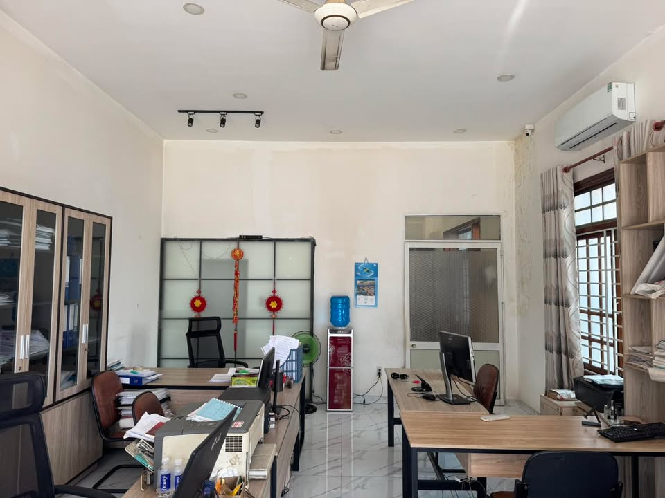 Nhà mặt tiền đường 23/10 Nha Trang 258,5m² giá 20,9 tỷ - Vị trí đắc địa cho kinh doanh!