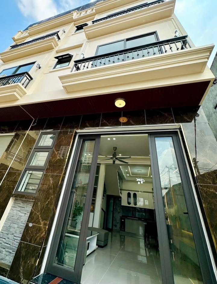 Nhà phố Miếu Hai Xã, Hải Phòng 45m² giá 3.75 tỷ - Thiết kế hiện đại, thuận tiện sinh sống!