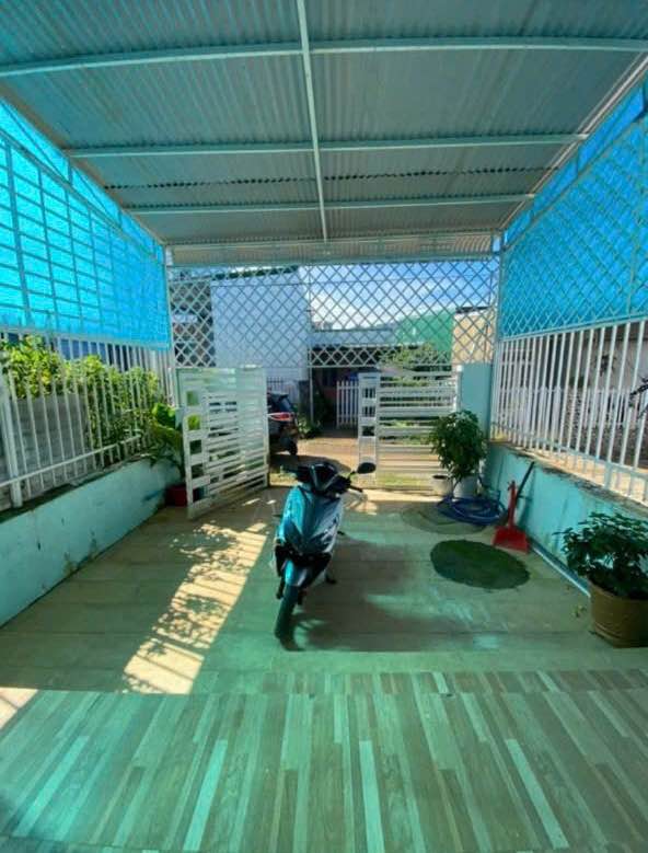 Nhà 2 mặt tiền hẻm Lam Sơn Lộc Sơn, Bảo Lộc 124m² giá 2.3 tỷ - Sân ô tô rộng rãi!