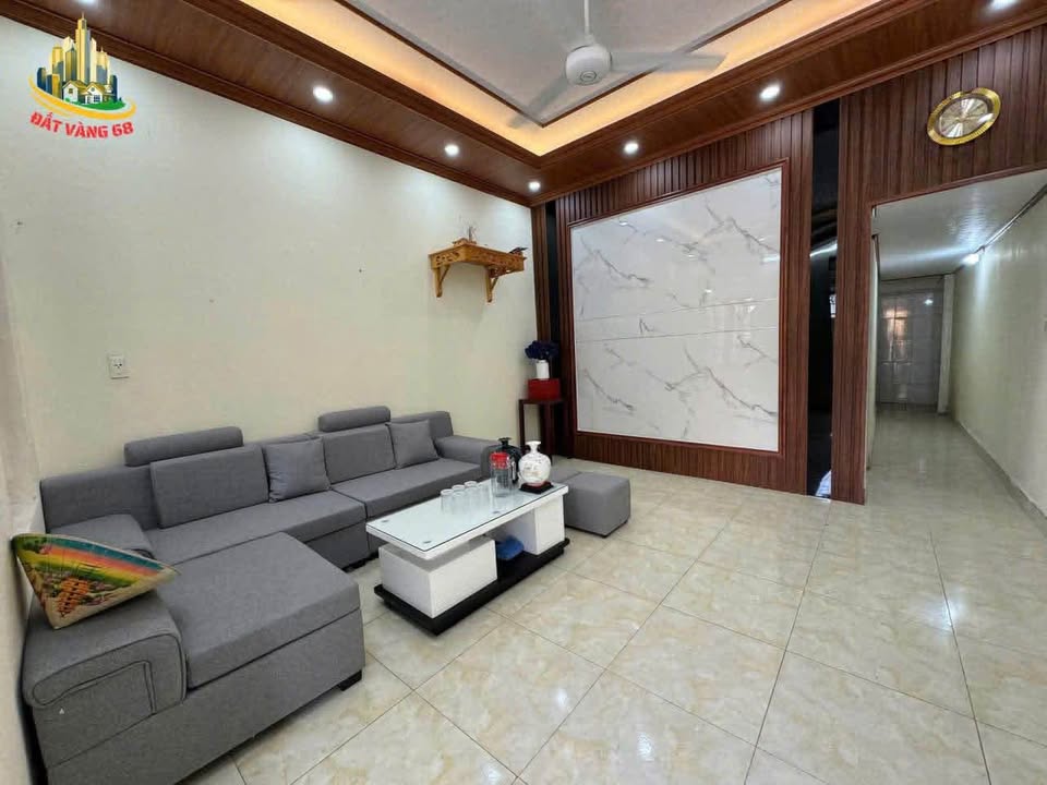 Bán đất tặng nhà cấp 4 đường Trần Quang Khải Ninh Sơn 70.8m² - Đường thông ô tô thuận tiện