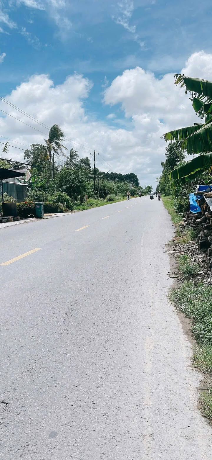 Đất nền QL61 Phụng Hiệp 370m² giá 2.4 tỷ - Cơ hội đầu tư tuyệt vời!