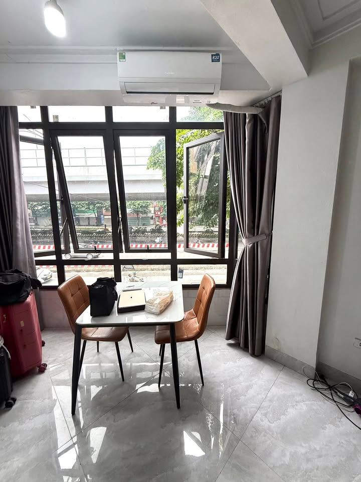 Nhà riêng cho thuê tại ngõ 562 Trần Cung, 4.2 triệu/tháng - Full đồ, view đẹp!