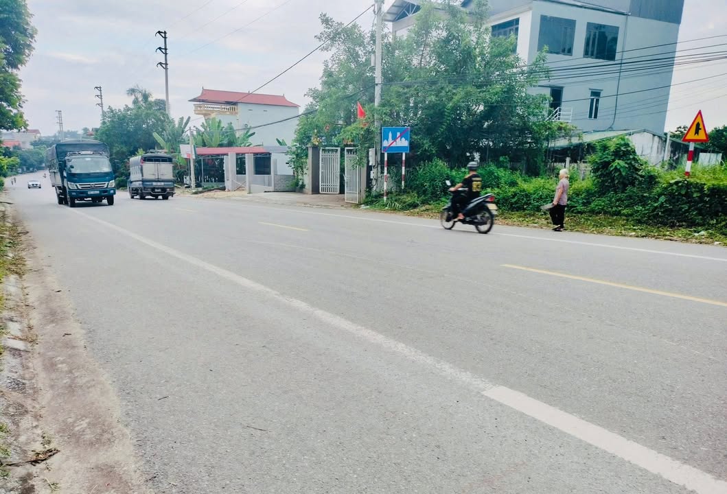 Đất nền Lạng Giang 92m² giá chỉ 1.3 tỷ - Mặt tiền tỉnh lộ 292, kinh doanh ngay!