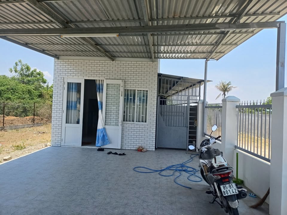 Nhà nguyên căn Trường Thọ - Ninh Phước 2PN giá 1.2 triệu/tháng - Khu vực yên tĩnh, thoáng mát!