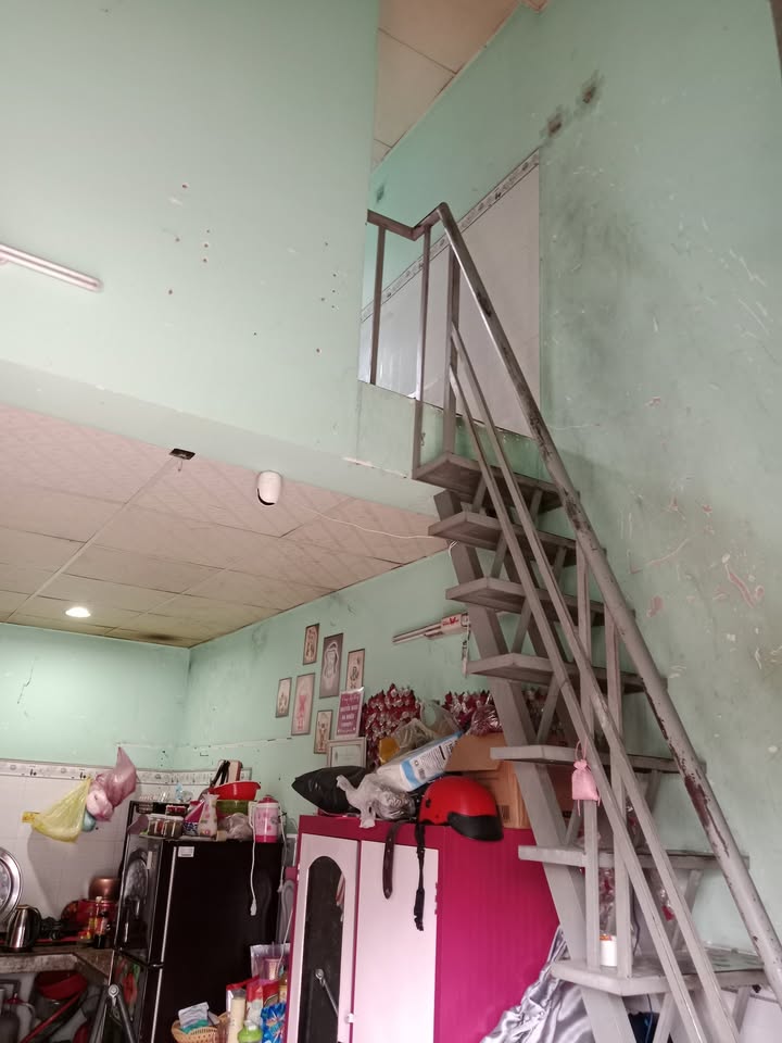 Cửa hàng cho thuê Vĩnh Lộc A 32m² giá 3,5 triệu - Tiện mở tiệm nail ngay mặt tiền