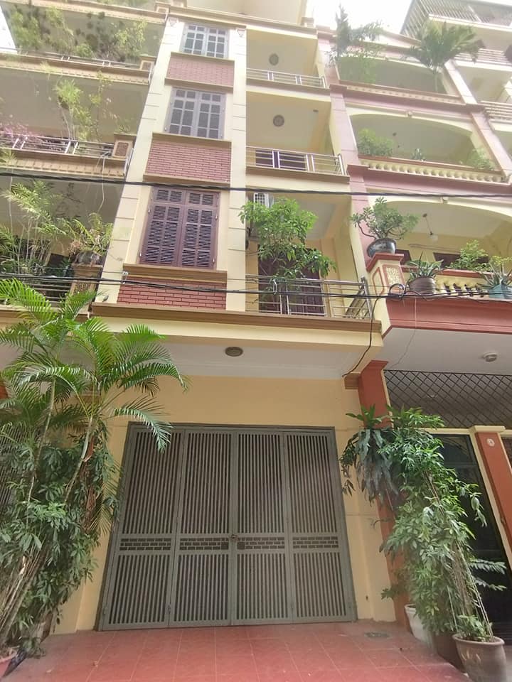 Nhà phố Lạc Long Quân 45m² giá 6.6 tỷ - Khu vực an sinh đỉnh cao!