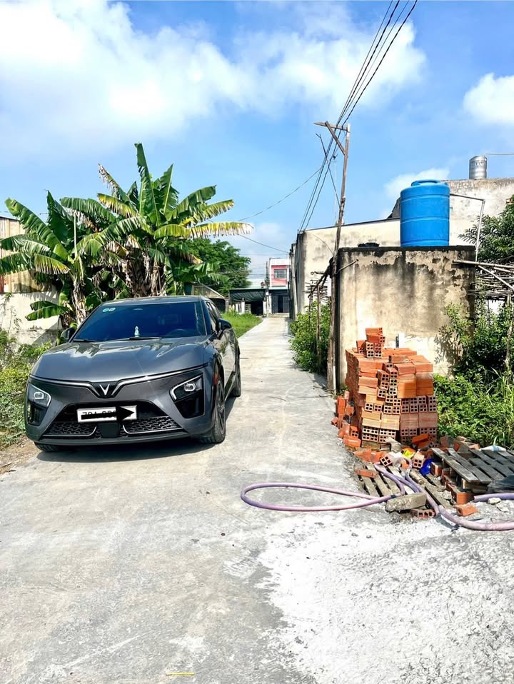 Nhà phố 120m² tại Mỹ Hạnh Nam, Đức Hòa, giá 2.78 tỷ - Sổ hồng chính chủ, tiện ích đầy đủ!