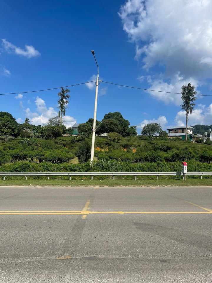 Đất mặt tiền Quốc lộ 6, Mộc Châu 1000m² - Cơ hội đầu tư không thể bỏ lỡ!