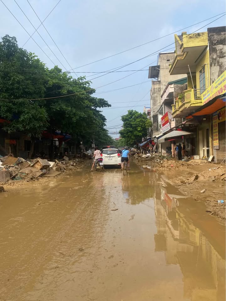 Nhà 6 tầng Ngã Tư Sở 38m² giá 8 tỷ - Đầu tư sinh lời cao!