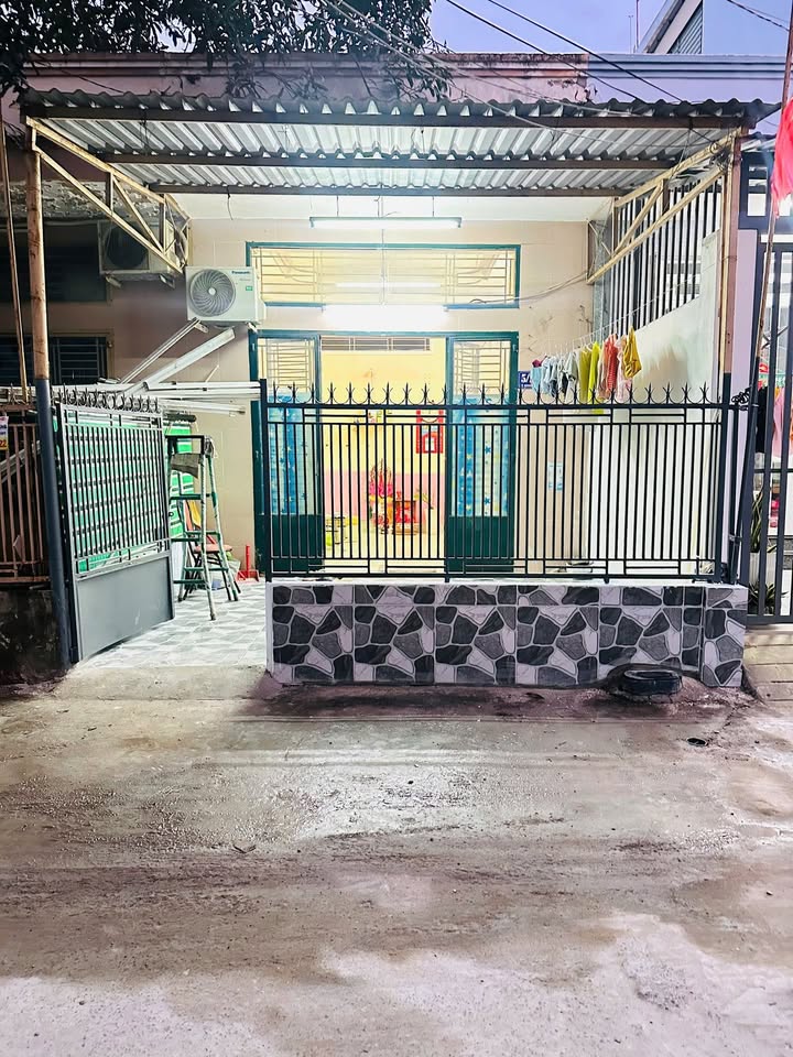 Nhà cho thuê hẻm 5 Lê Quang Chiểu, Bình Thủy - 2 phòng ngủ giá 4 triệu/tháng