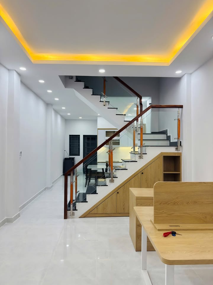 Nhà cho thuê tại KCN Phước Đông, Tây Ninh - 4 phòng ngủ, đầy đủ nội thất!