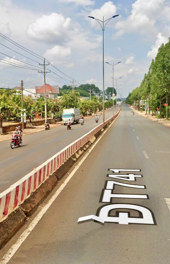 Mặt bằng kinh doanh mặt tiền DT741 Phước Long 180m² giá 2.6 tỷ - Cơ hội đầu tư hấp dẫn!