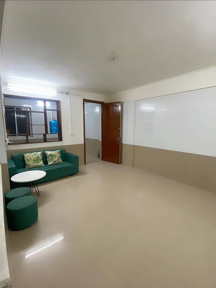 Cho thuê nhà tập thể Nam Đồng 50m² - Vị trí đắc địa, vào ở ngay!