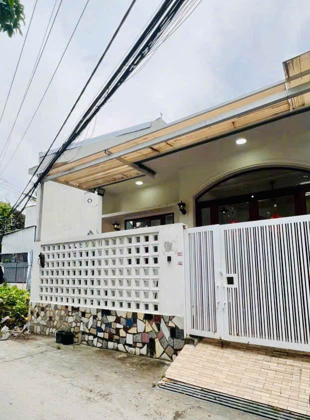 Nhà nguyên căn cho thuê đường Cặp Rạch Tầm Bót, Mỹ Phước 3PN giá 5 triệu - An ninh tốt, tiện nghi đầy đủ!