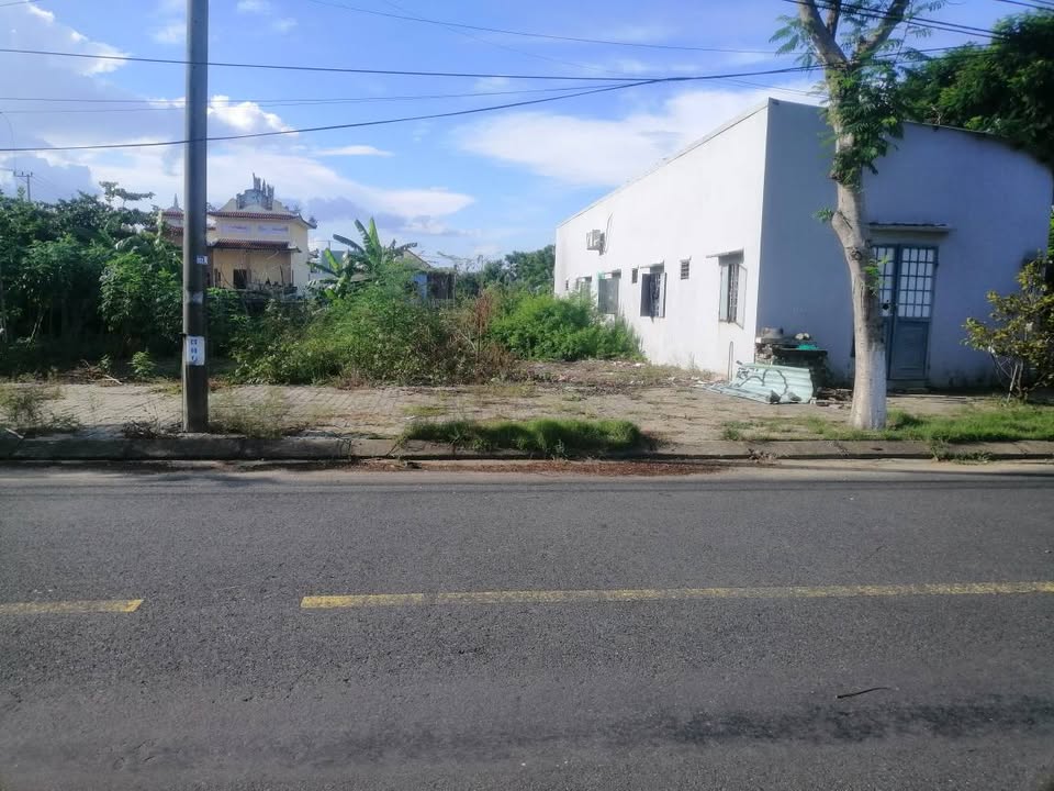 Đất nền Tân Trà 159m² giá 8.5 tỷ - Cơ hội đầu tư hấp dẫn!