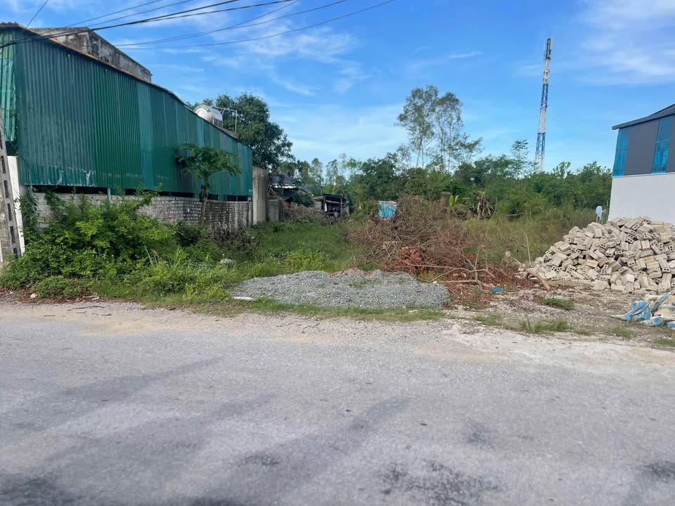 Đất mặt tiền đường Lê Thánh Tông Cửa Lò 236.6m² giá 3.7 tỷ - Cơ hội đầu tư tuyệt vời!