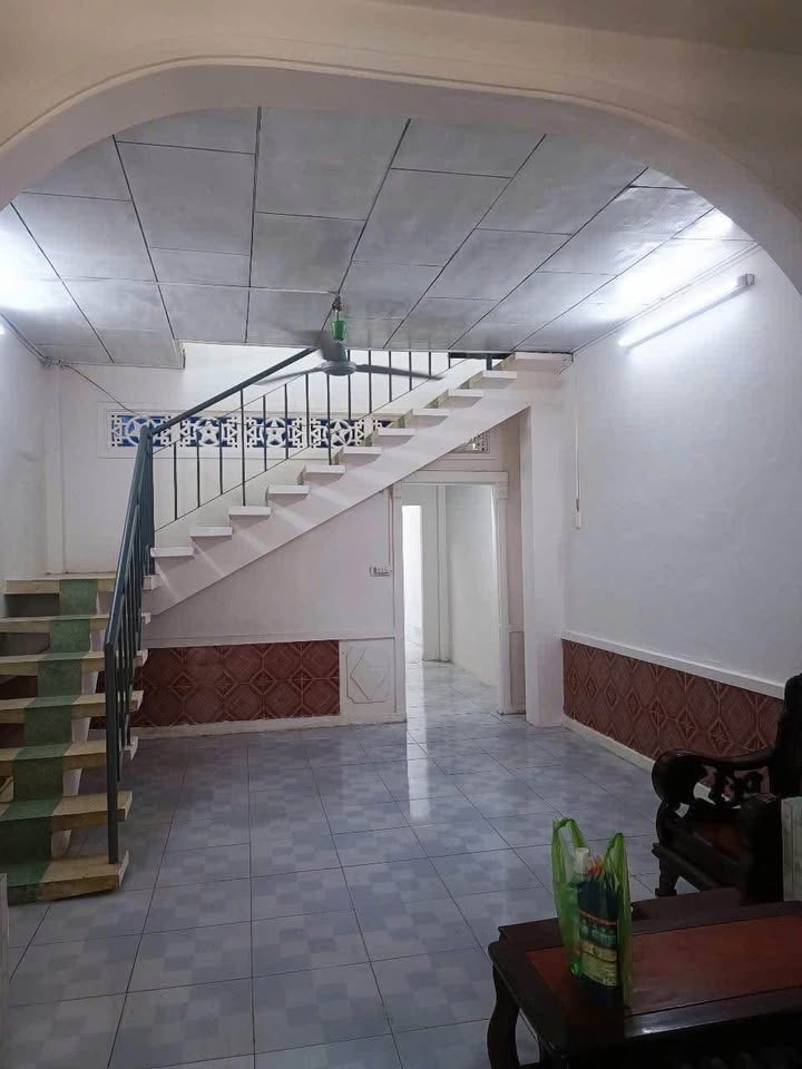 Nhà nguyên căn tại Xô Viết Nghệ Tĩnh, Vũng Tàu giá 4.5 triệu - Yên tĩnh, dân trí cao!