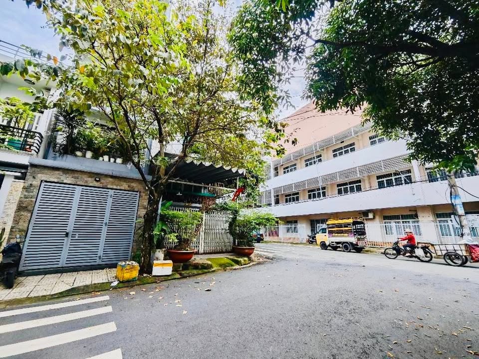 Nhà mặt tiền đường Nguyễn Sơn, Tân Phú 60m² giá 10 tỷ - Pháp lý chuẩn, kinh doanh thuận lợi!