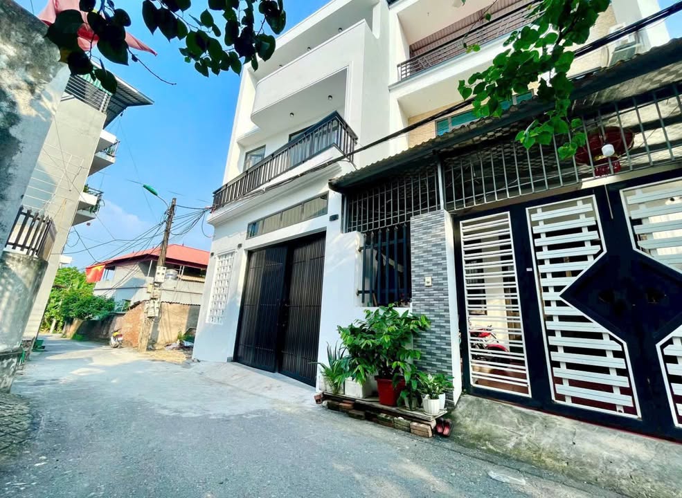 Đất TDP Chùa Định Trung Vĩnh Yên 99m² giá 1.8 tỷ - Đường rộng, vị trí đắc địa!