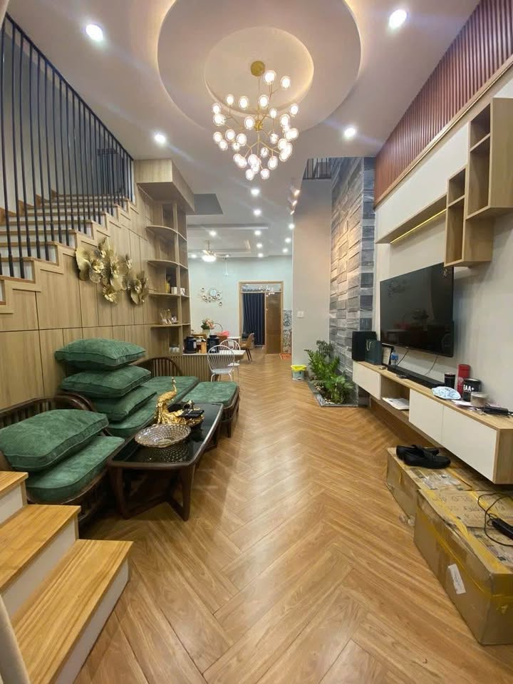 Nhà ở đường Hòa Minh, phường Hòa Khánh 72m² giá 6 tỷ - Full nội thất sang trọng!