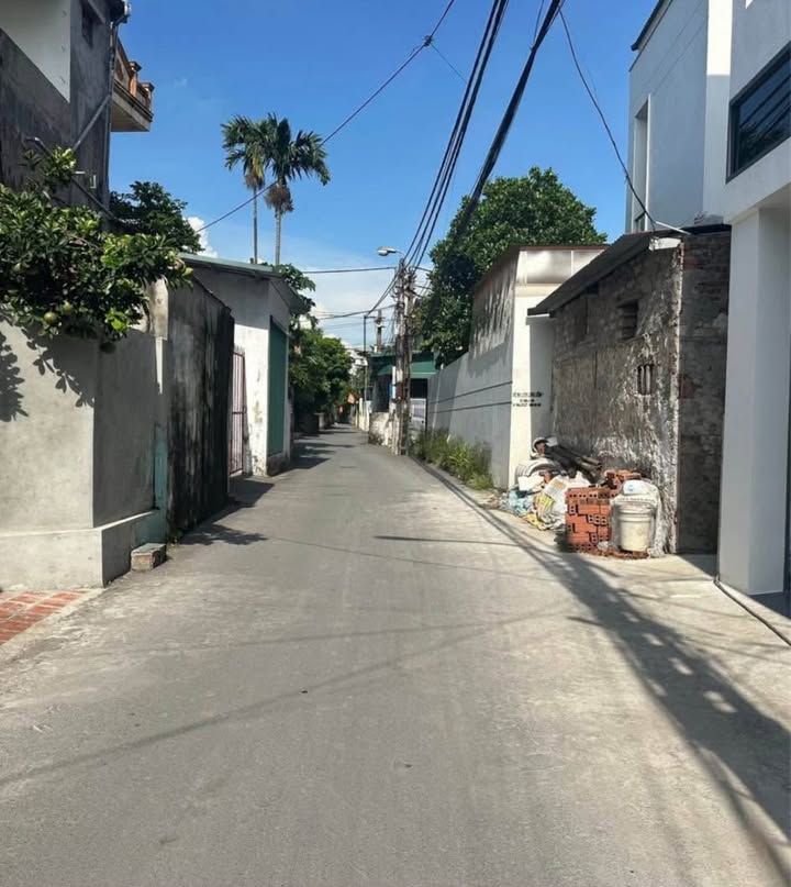 Đất nền 66m² tại đường Lê Xuân Phôi, Thiên Tôn - Vị trí đẹp, giá chỉ 2.xxx triệu!