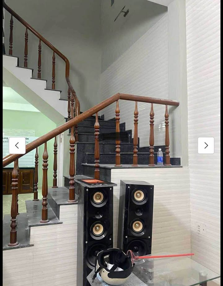 Nhà cho thuê mặt tiền Phạm Cự Lượng 2 tầng - Phù hợp làm văn phòng và dạy học!