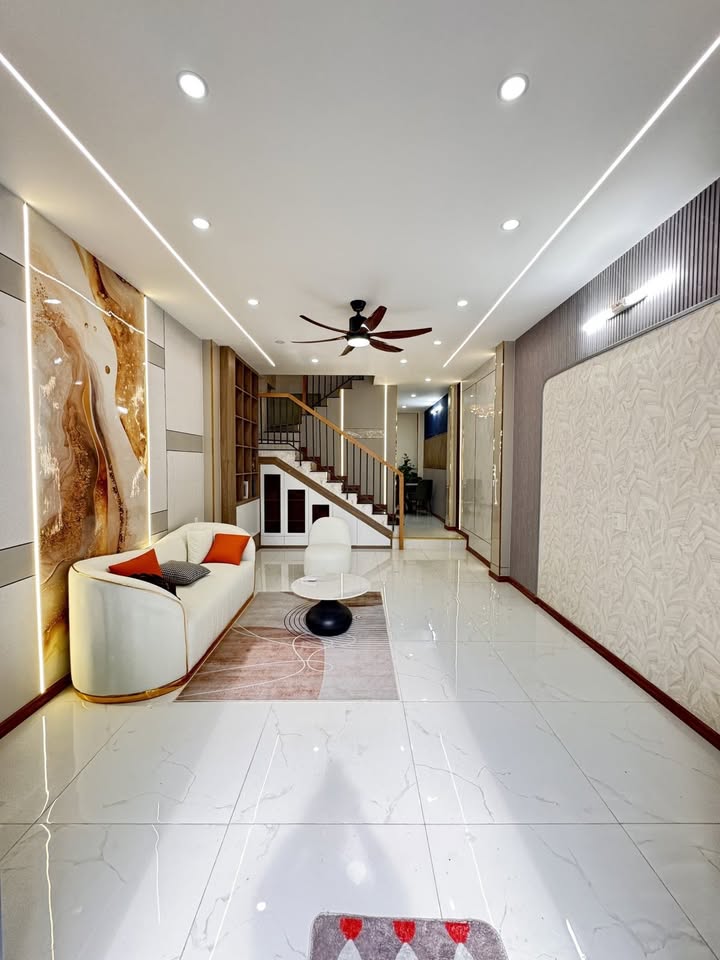 Nhà mặt tiền kinh doanh Gò Vấp 49.2m² giá 8 tỷ - Đầu tư sinh lời ngay!