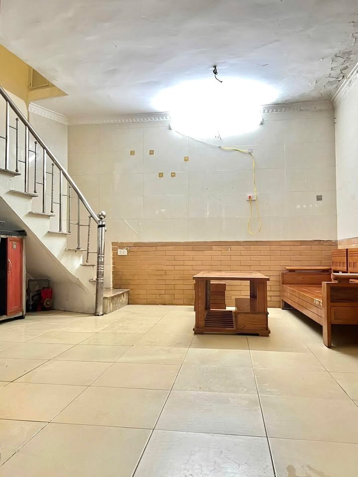 Nhà 4 tầng Khâm Thiên Đống Đa 20m² giá 4.95 tỷ - Tiện ích đầy đủ!