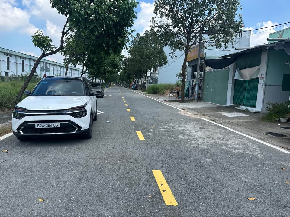 Đất thổ cư Hòa Phú, Thủ Dầu Một 150m² giá chỉ 2.7 tỷ - Cách TTHC 1km!